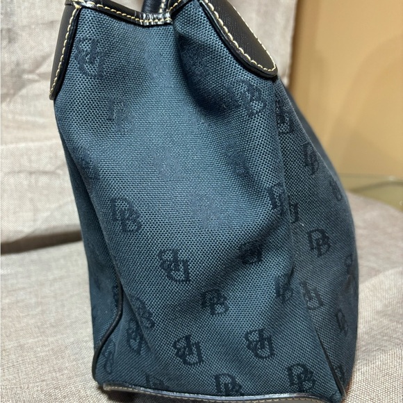 Dooney & Bourke Vintage Black Monogram Large Canvas Purse Shoulder Bag #K8918219 - Picture 5 of 13